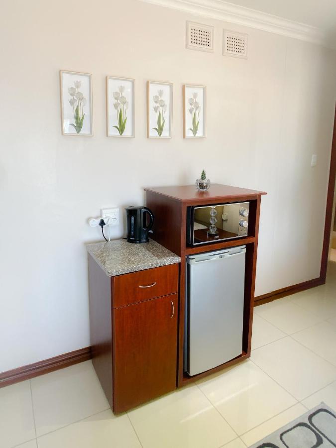 The Meritus Guest House Westville Ngoại thất bức ảnh