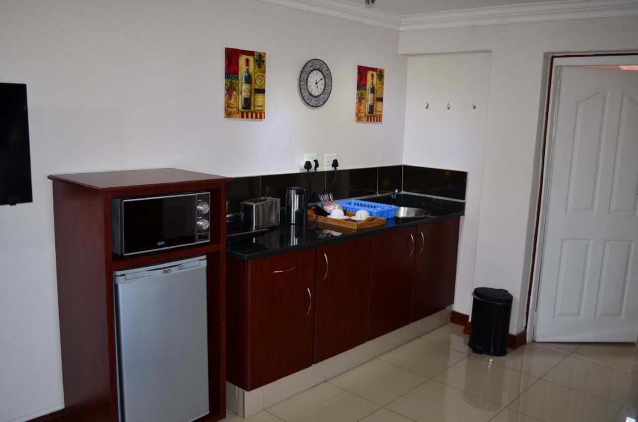 The Meritus Guest House Westville Ngoại thất bức ảnh